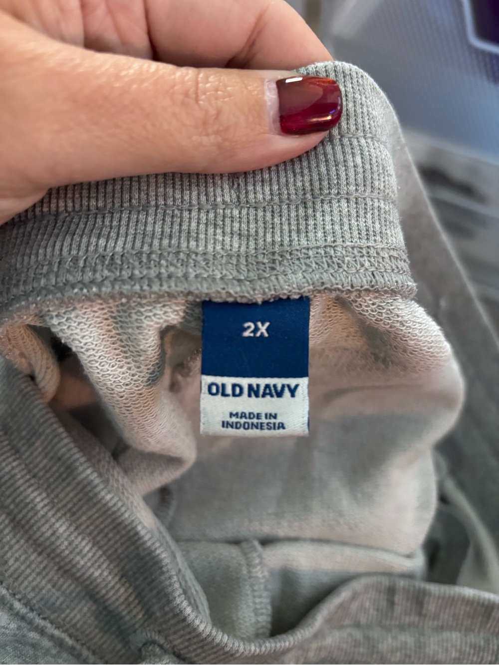 Old Navy Gray Sweat Shorts Drawstring 2X - Picture 7 of 8